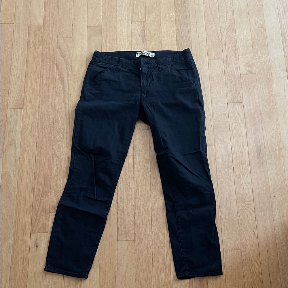 Aritzia TNA Midnight Black Capris